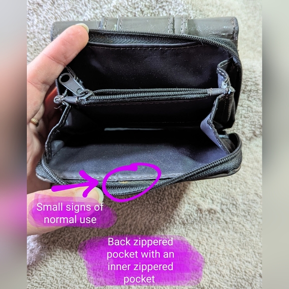 d-fusion brand, grey colour tri fold small wallet, lots of space, GUC - Picture 12 of 14